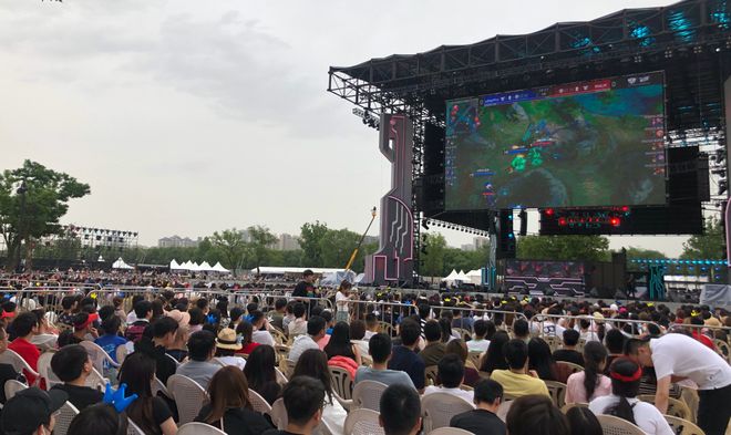 一輪全球俱 一輪全球俱