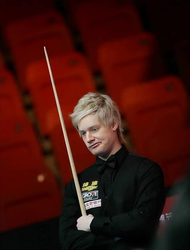 员曾坦言 员曾坦言