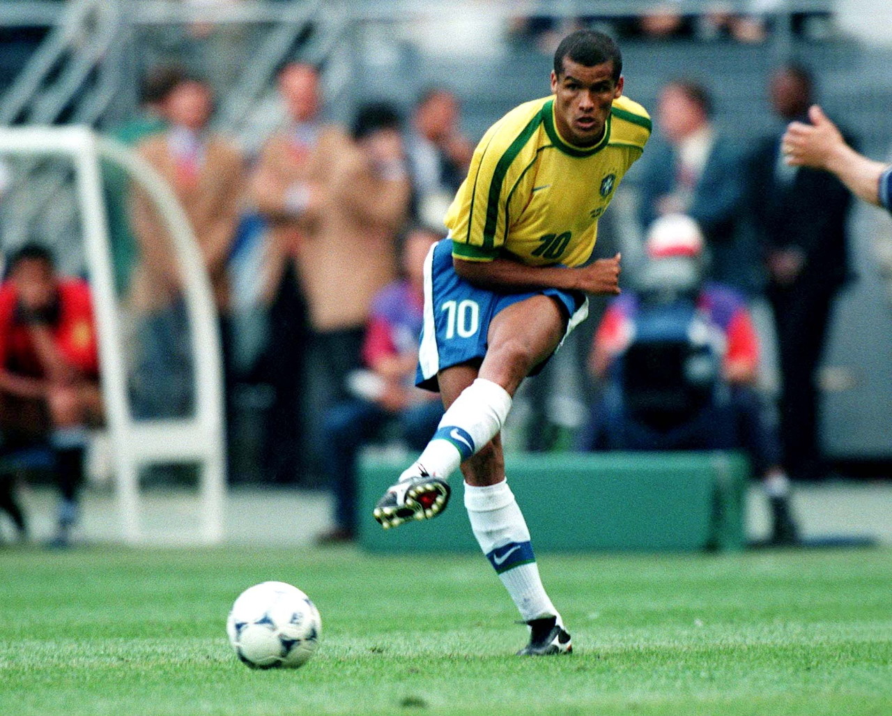 之间形成的 之间形成的