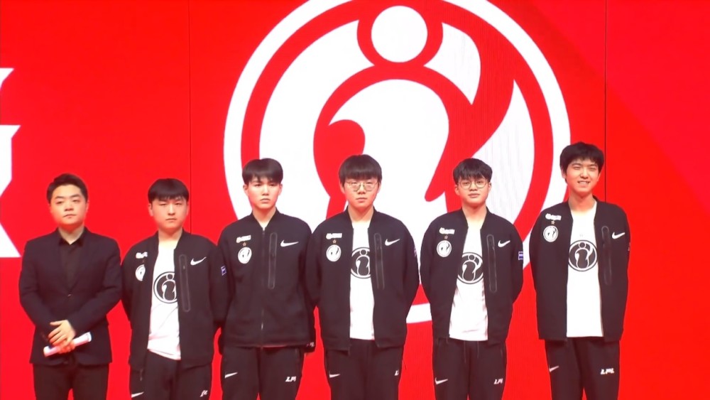 他们在领先 他们在领先