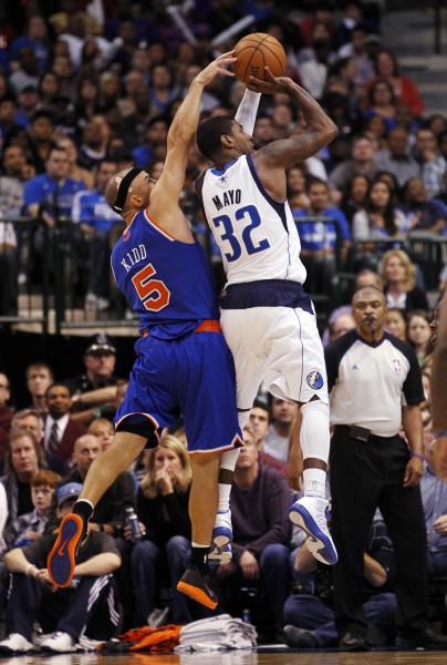 边后卫高位 边后卫高位