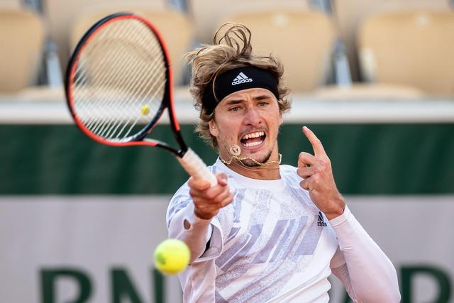 结合时代背 结合时代背